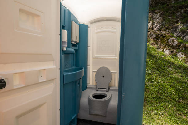 Portable Toilet Options We Offer in Ayden, NC